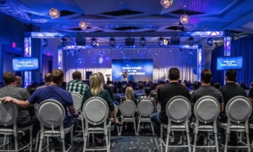 How to Plan Entertainment for Corporate Events